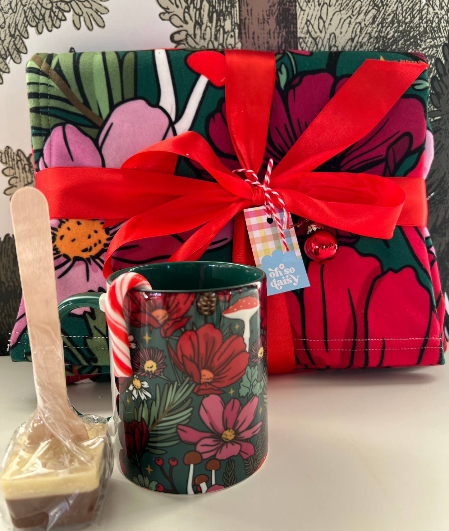 Woodland Wildflower Cosy Blanket & Mug Set