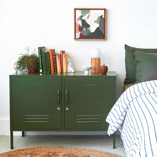 The Lowdown - Olive