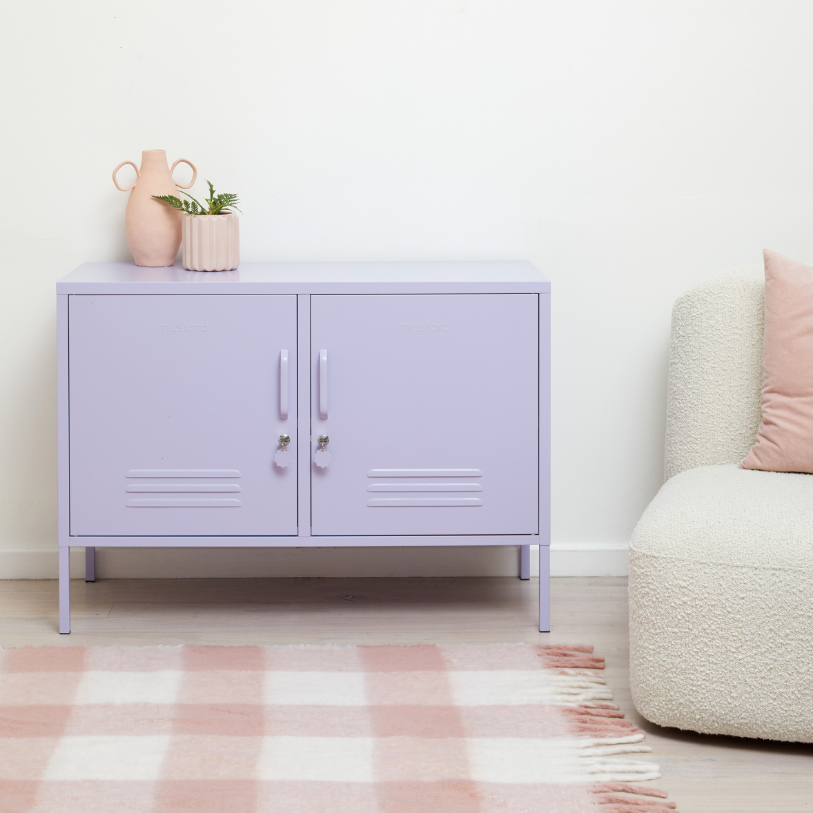 The Lowdown - Lilac