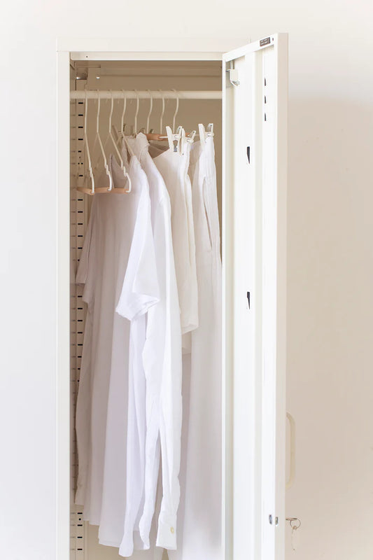 Adult Top Hanger In Chalk