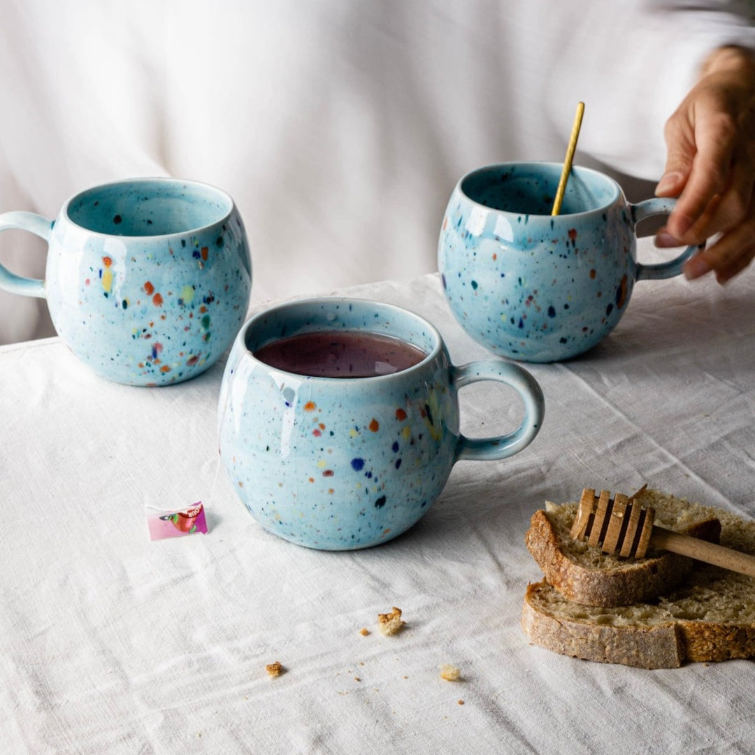 Party blue ball mug