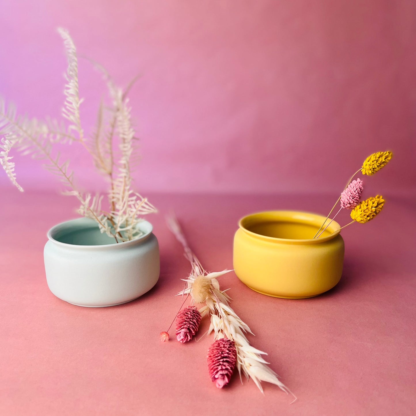 Vase porcelain-Mint