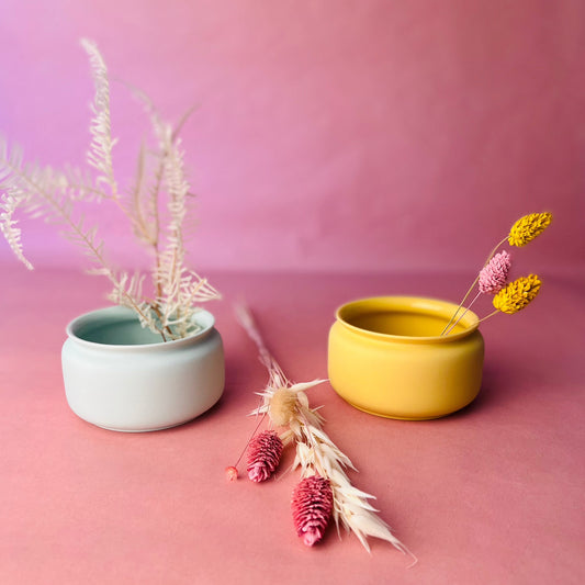 Vase porcelain-Mint