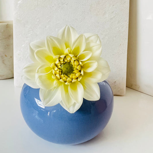 Vase In Glossy Lavender