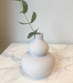 Load image into Gallery viewer, Vase porcelain-lilac grey