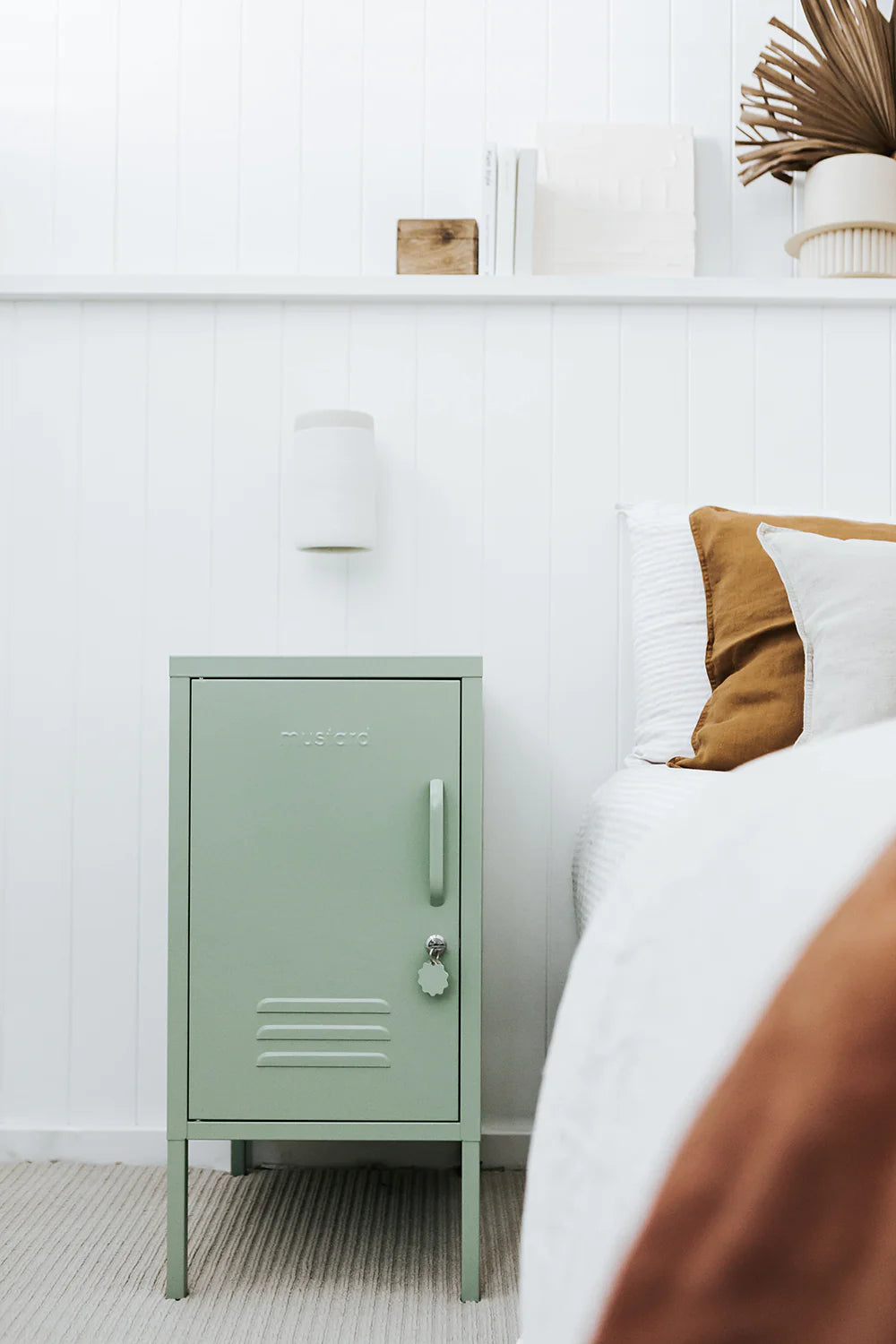 The Shorty in Sage - Left